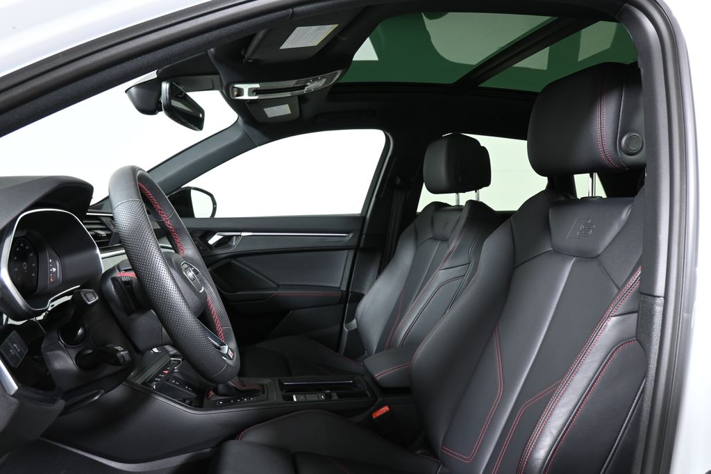 Thumbnail: 2025 Audi Q3 - 15