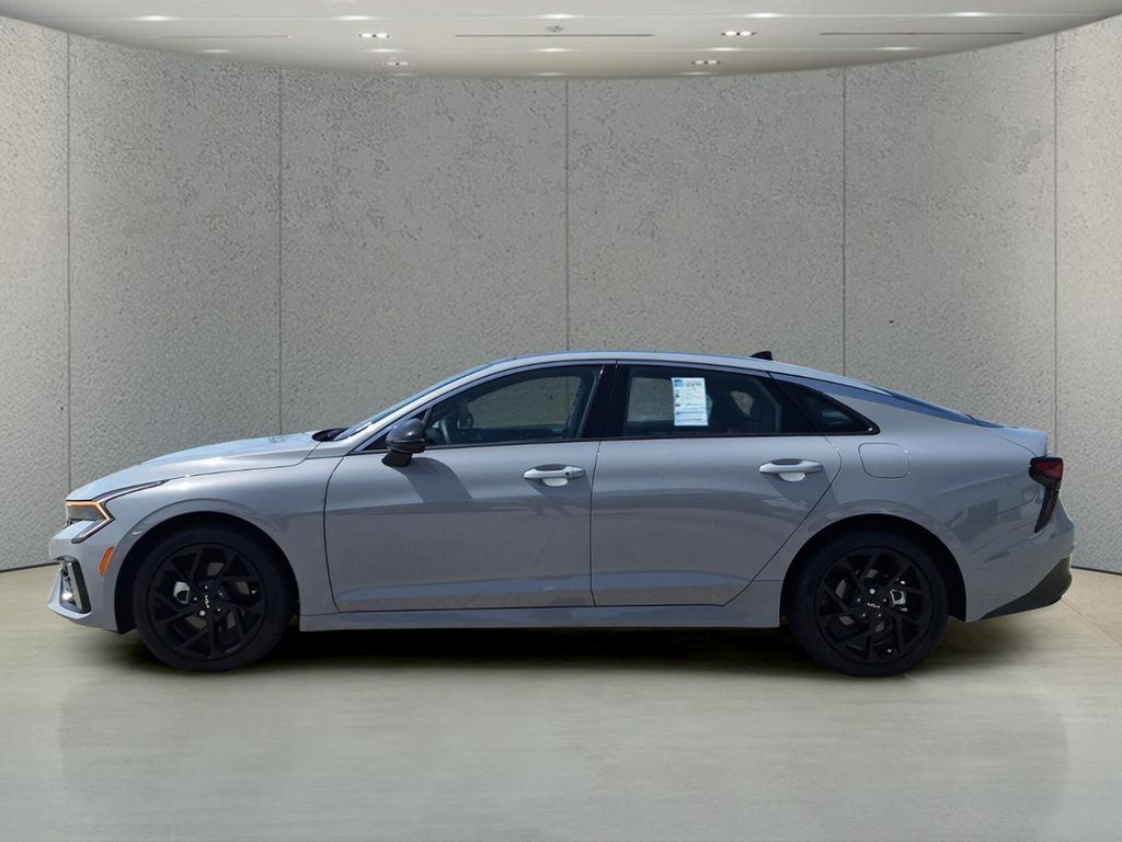 Used 2026 Gray Kia GT-Line image 8