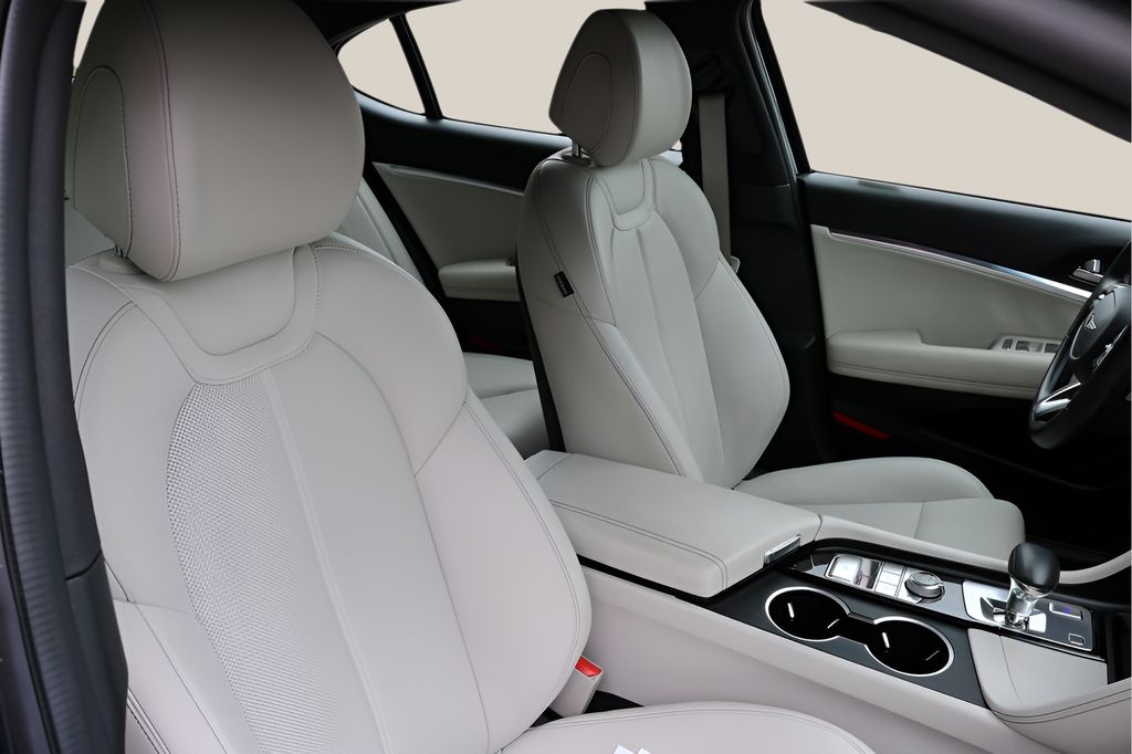 Used Car 2025 Genesis G70  2.5t For Sale Under $35,000 In Austin, Texas