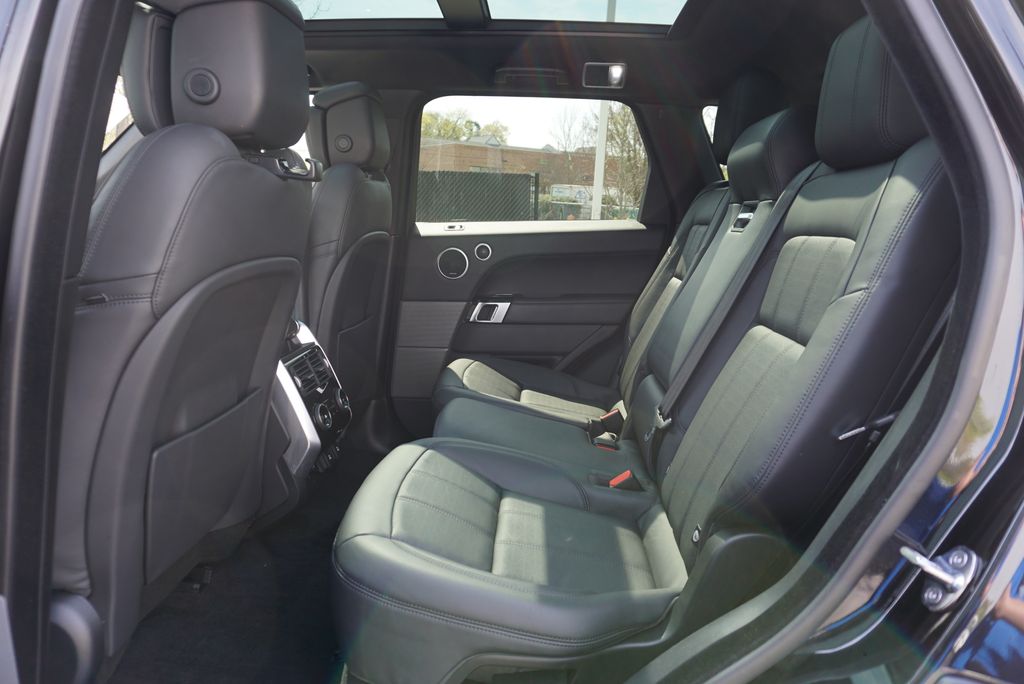 Thumbnail: 2020 Land Rover Range Rover Sport - 29