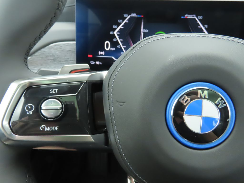 Thumbnail: 2026 BMW i7 - 11