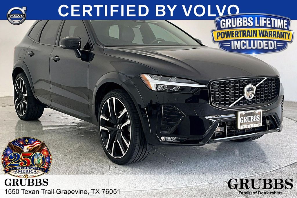 2024 Volvo XC60 B5 Ultimate Dark Theme AWD