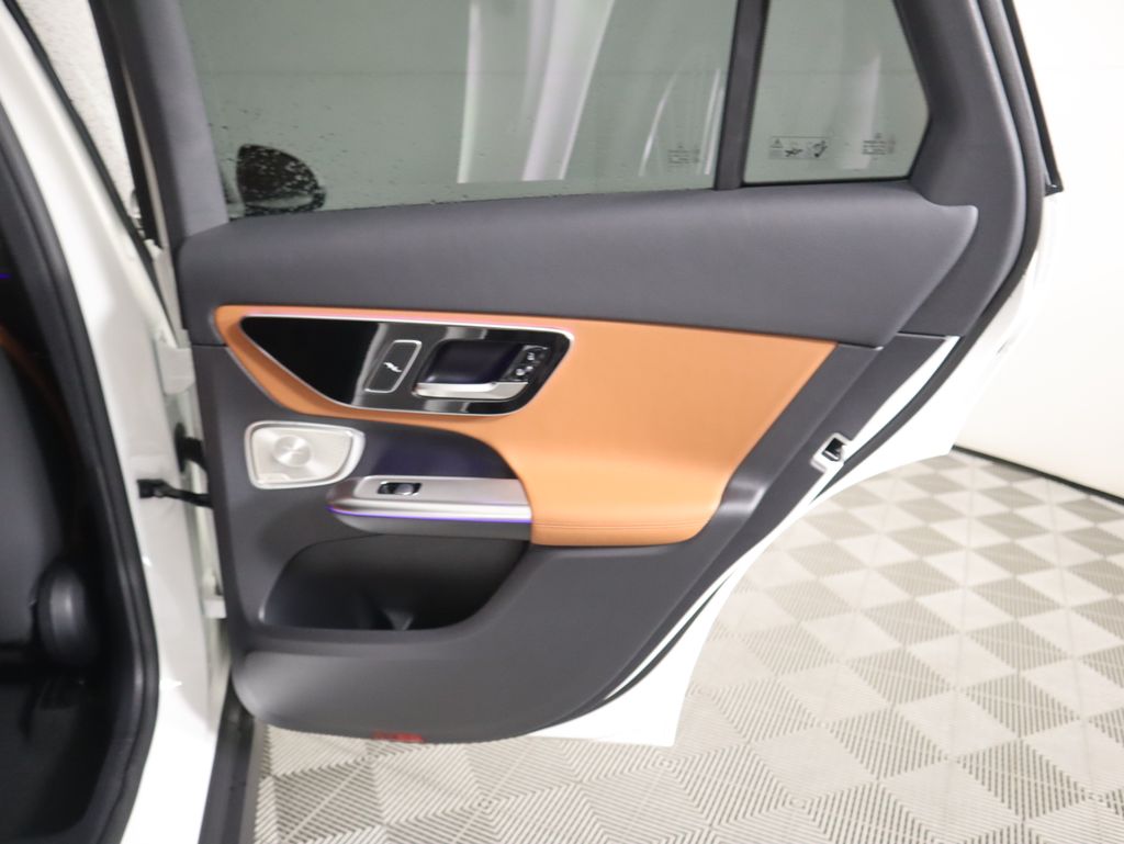 Thumbnail: 2026 Mercedes-Benz GLC - 29