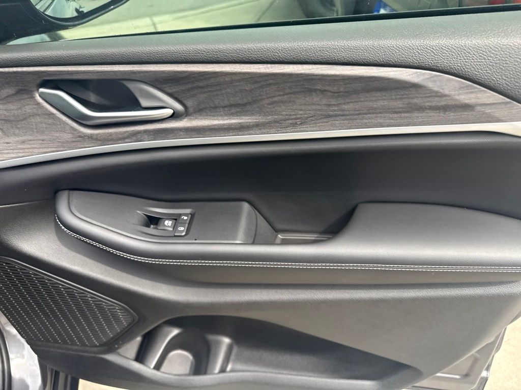 2023 Jeep Grand Cherokee Limited 4x2