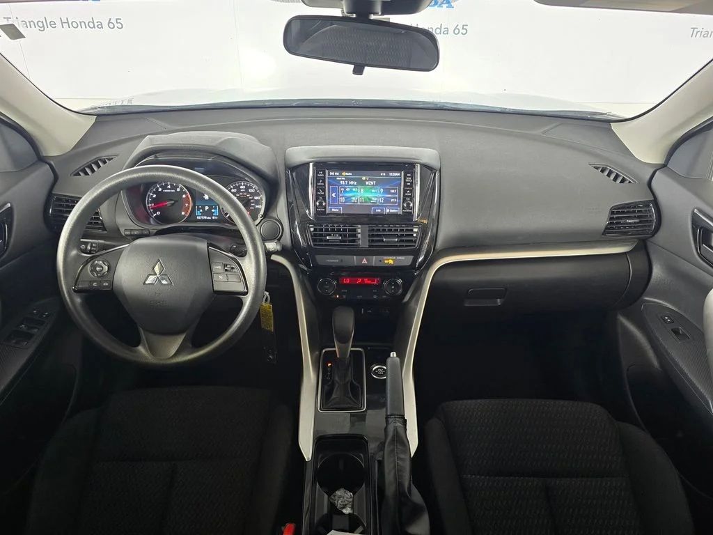Thumbnail: 2025 Mitsubishi Eclipse Cross - 10