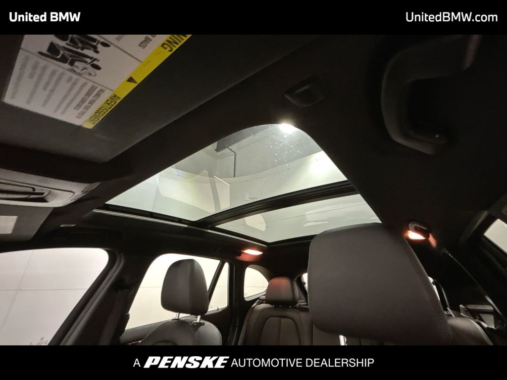 Thumbnail: 2016 BMW X1 - 19