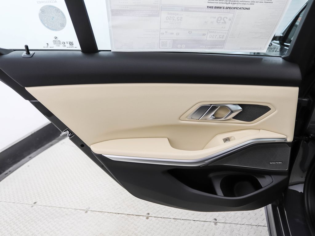Thumbnail: 2026 BMW 3 Series - 20