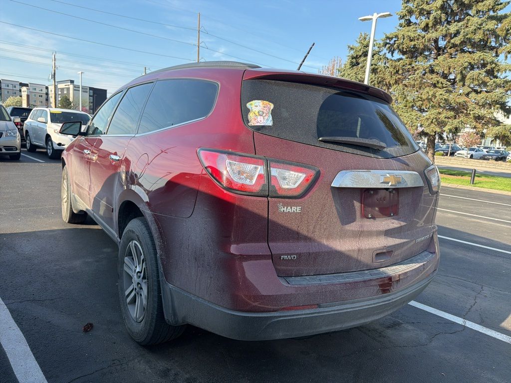 Thumbnail: 2015 Chevrolet Traverse - 2