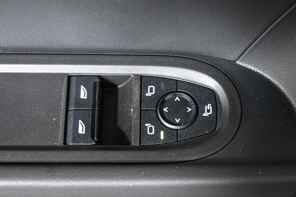 Thumbnail: 2026 MINI Cooper - 25