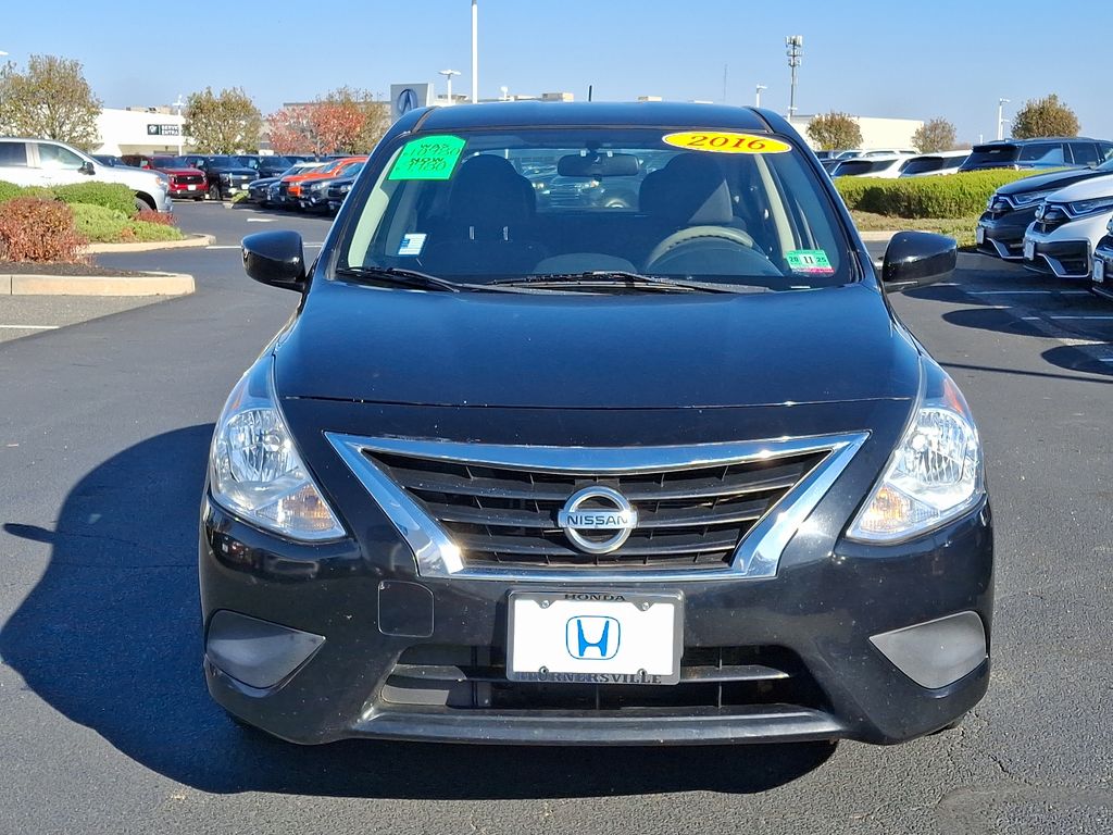 2016 Nissan Versa 1.6 SV 2