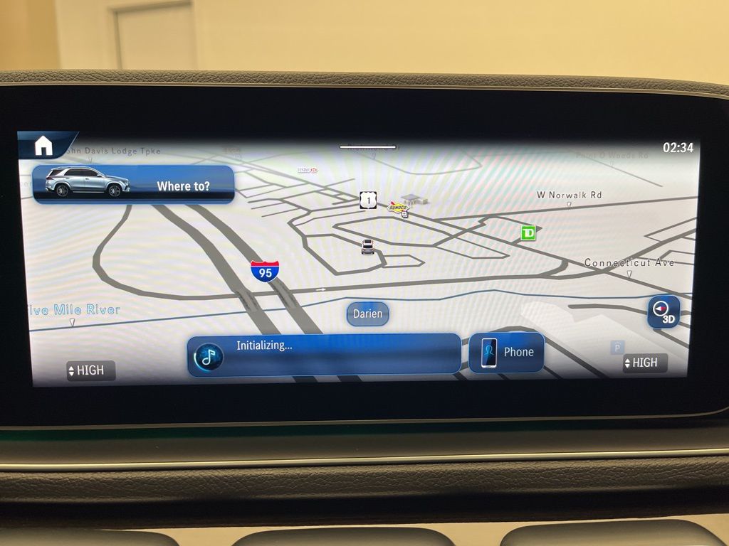 Thumbnail: 2025 Mercedes-Benz GLE - 18