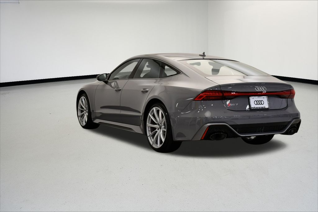 Thumbnail: 2026 Audi RS 7 - 3