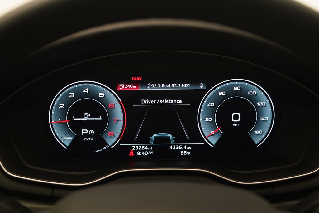 Thumbnail: 2023 Audi A4 - 10