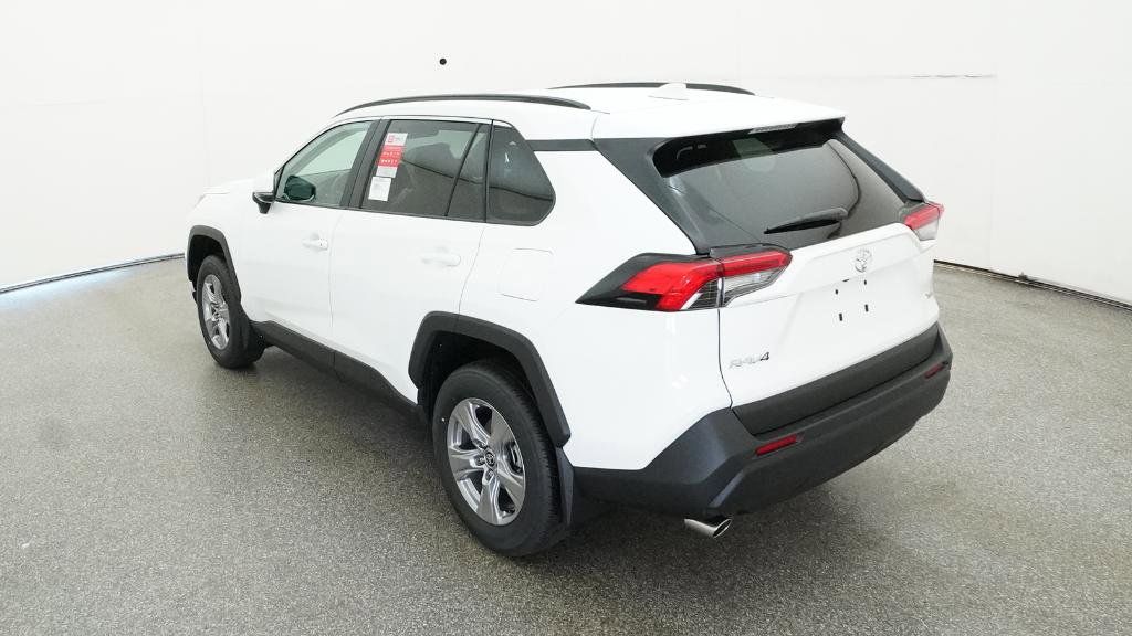 Thumbnail: 2025 Toyota RAV4 - 20