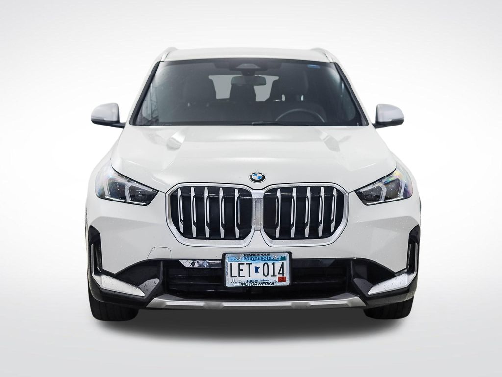 Thumbnail: 2023 BMW X1 - 8