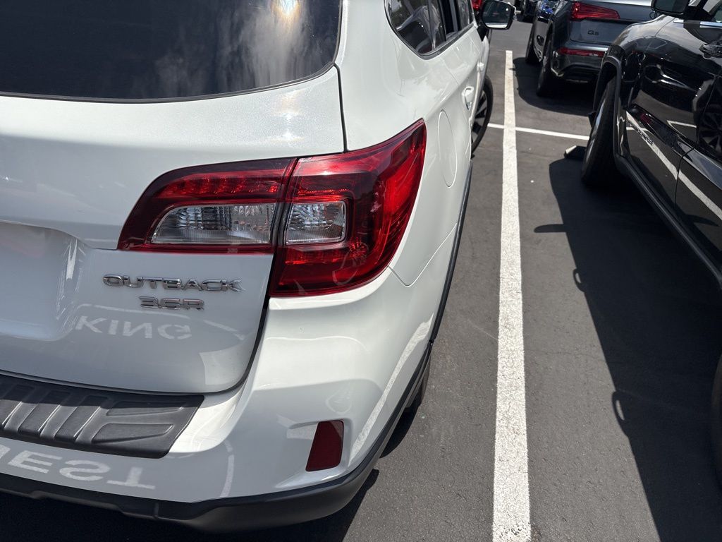 Thumbnail: 2016 Subaru Outback - 3