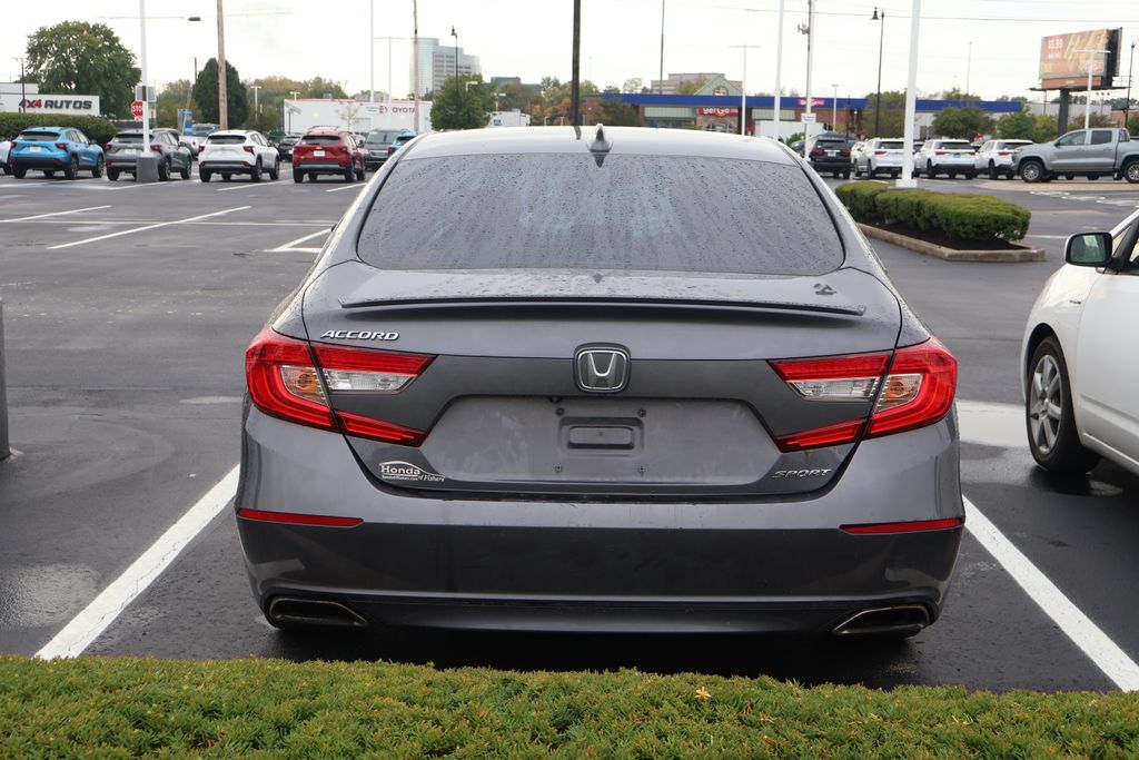 Thumbnail: 2018 Honda Accord - 9