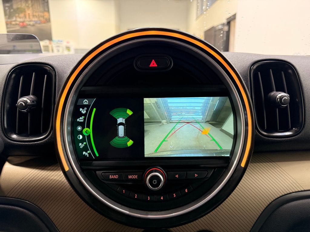 Thumbnail: 2018 MINI Cooper Countryman - 18