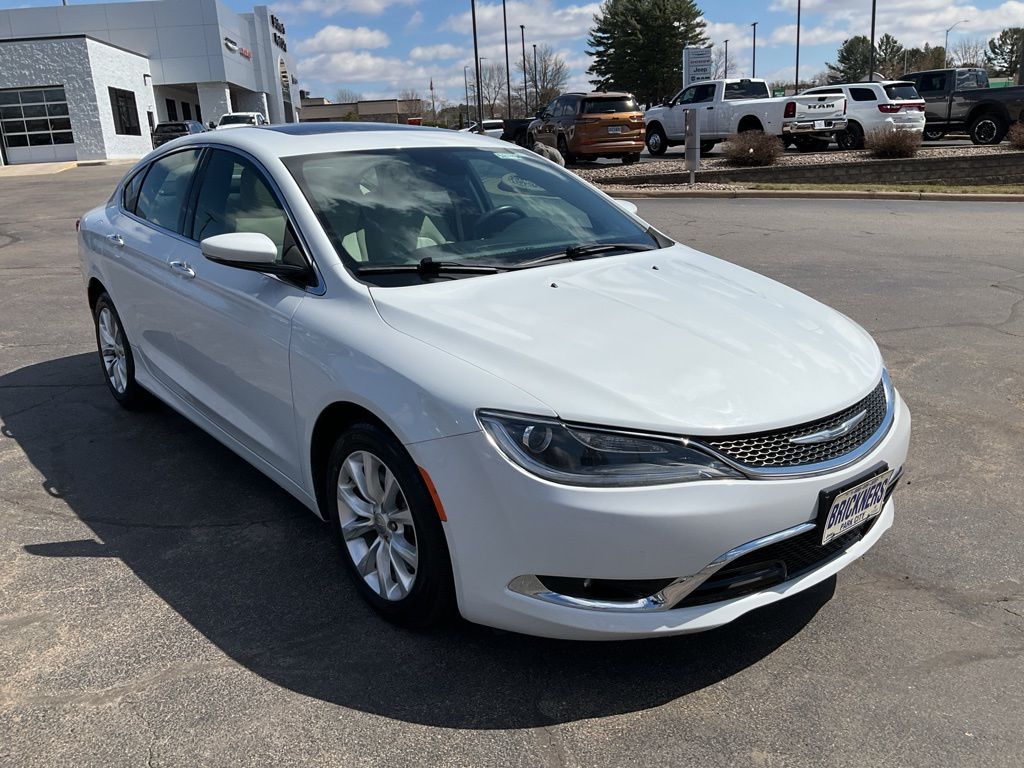 Lunar White Tri-Coat Pearl 2015 Chrysler 200 C Sedan FWD Sedan Front-Wheel Drive 9-Speed Automatic