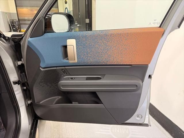 Thumbnail: 2025 MINI Cooper Countryman - 25