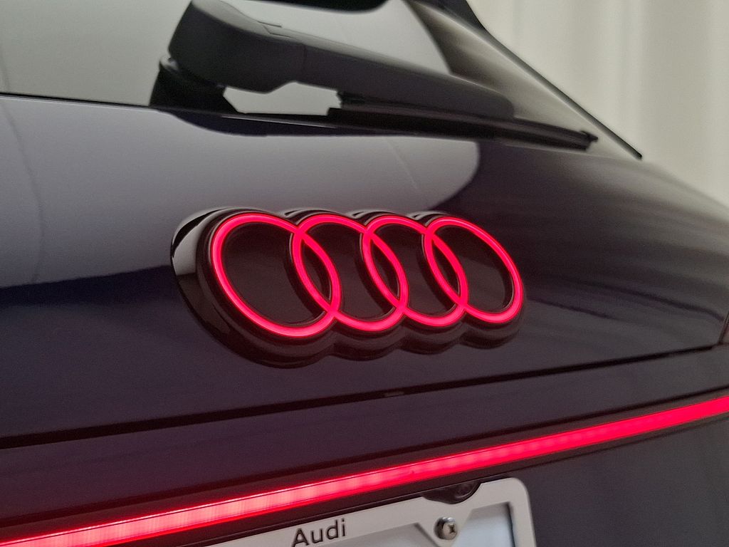 Thumbnail: 2026 Audi Q3 - 20