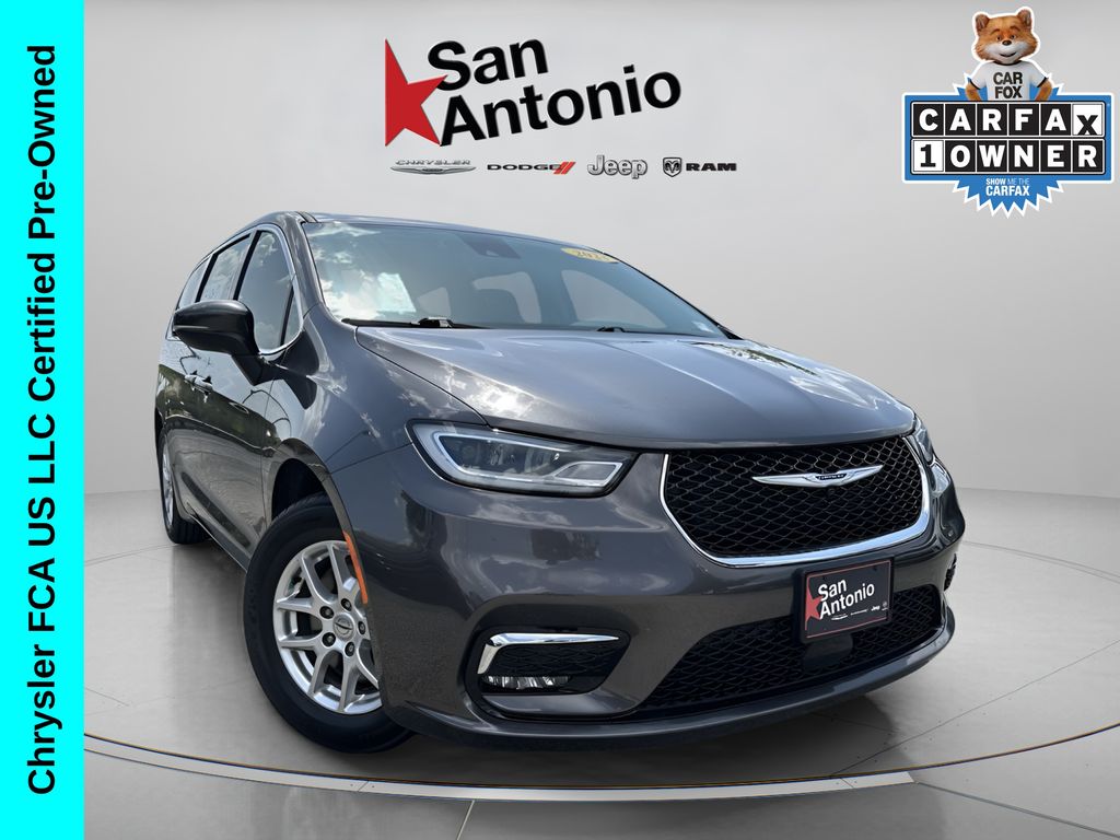  2023 Chrysler Pacifica Touring L FWD   