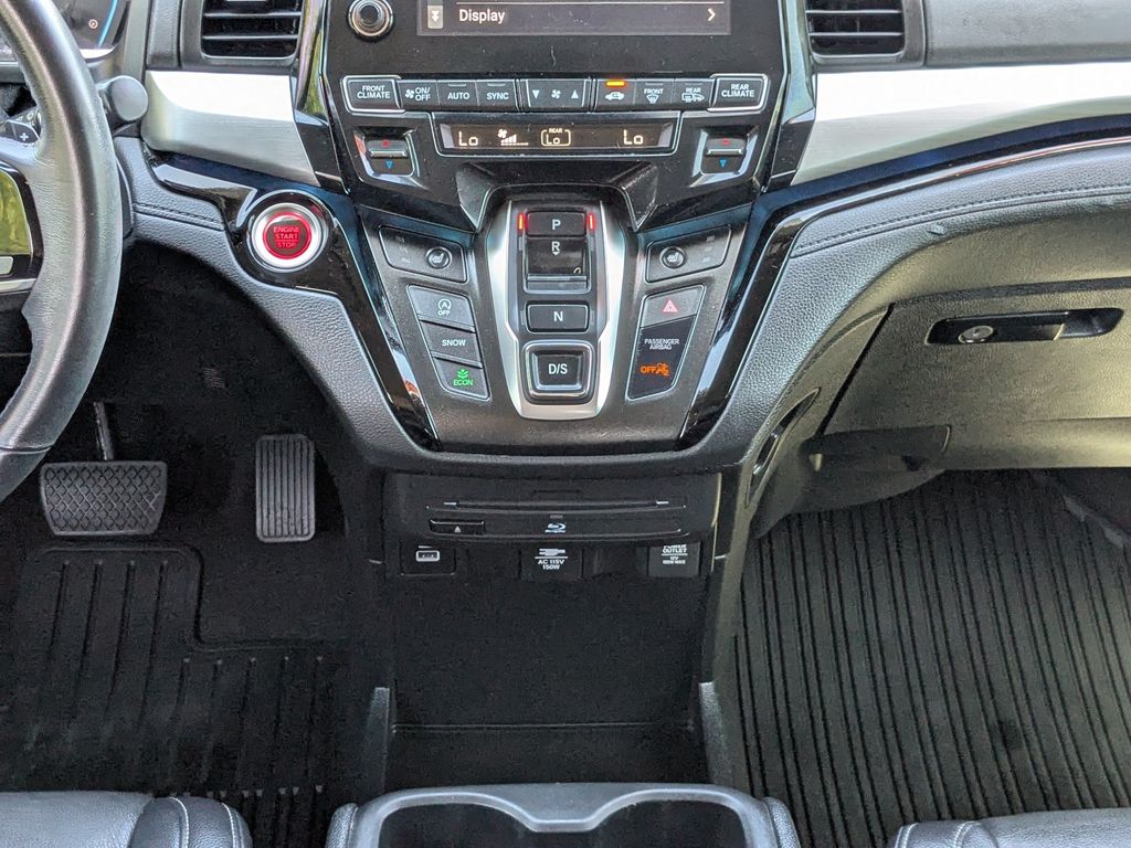 Used 2023 Honda Odyssey Van