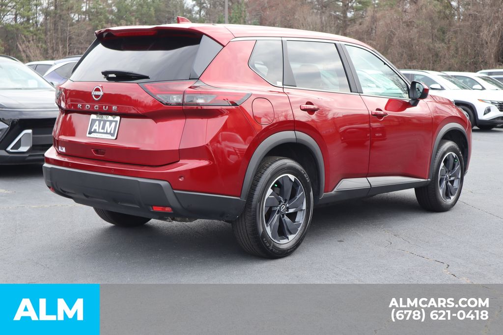 Used 2025 Red Nissan SV image 6