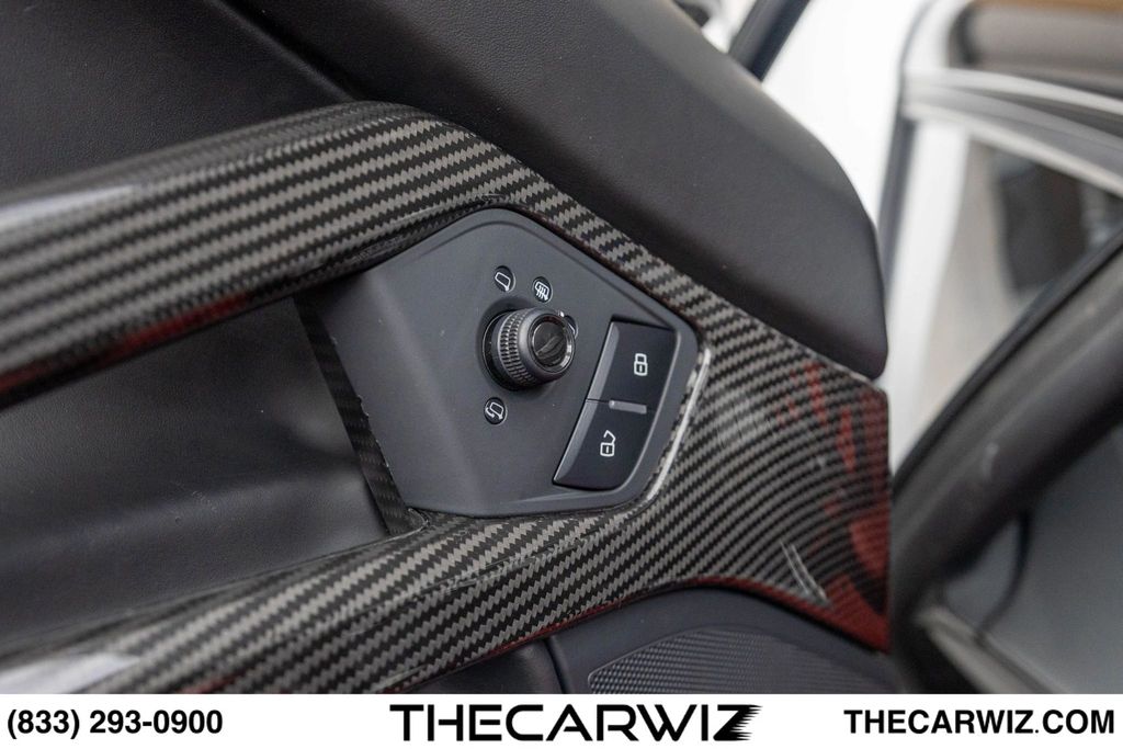 2017 Lamborghini Aventador Base - Photo 44