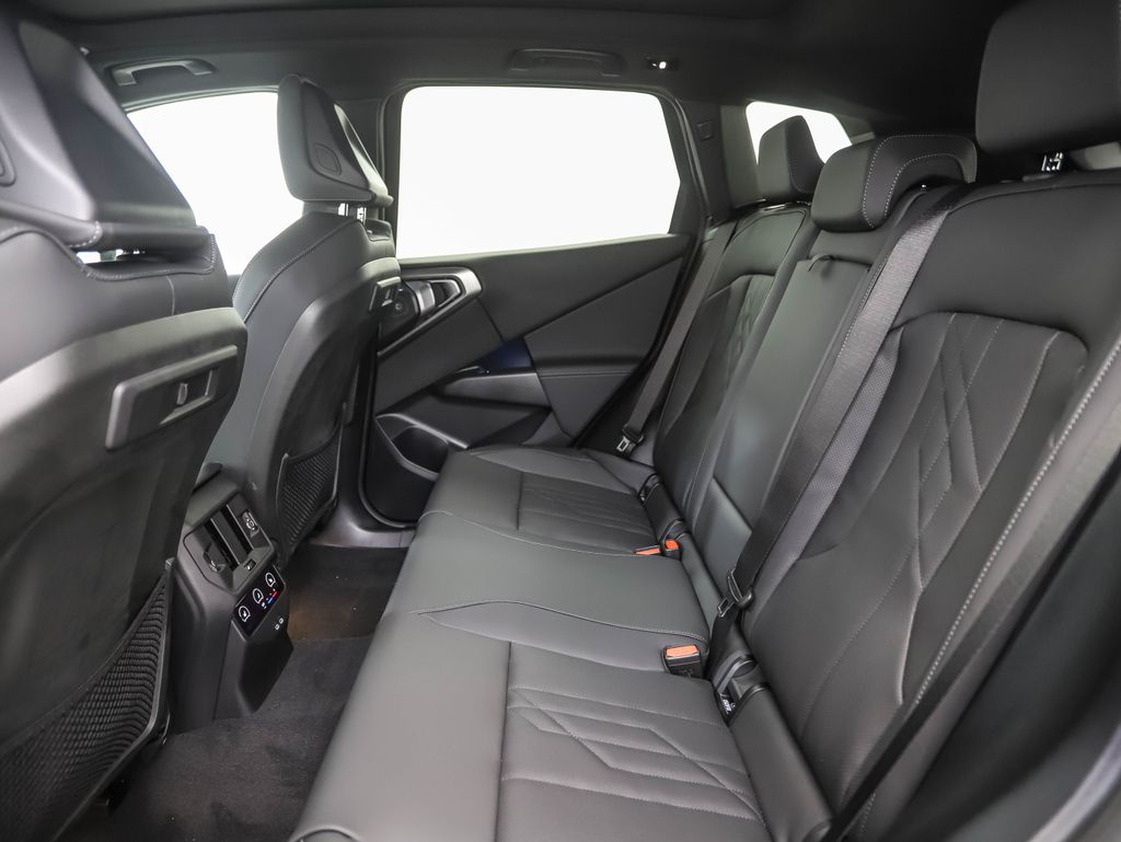 Thumbnail: 2026 BMW X3 - 20