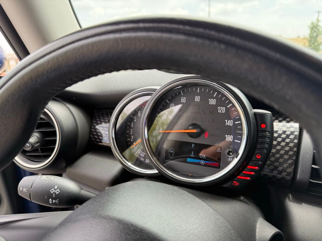 Thumbnail: 2015 MINI Cooper - 13