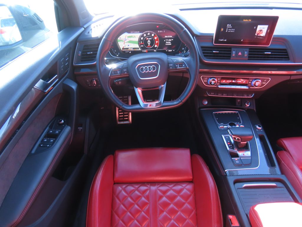 Thumbnail: 2020 Audi SQ5 - 5