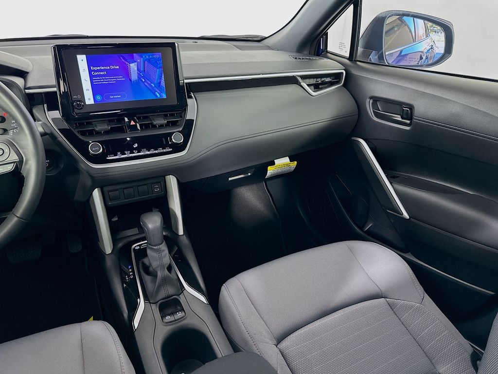 Thumbnail: 2025 Toyota Corolla Cross - 23