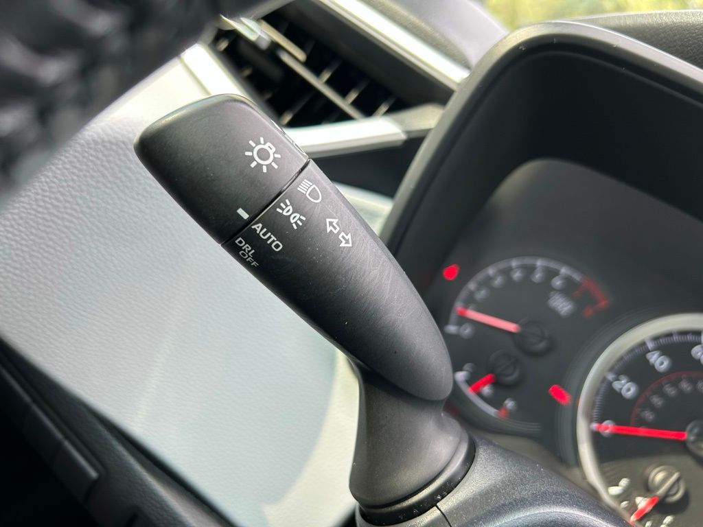 Thumbnail: 2021 Toyota Corolla - 25