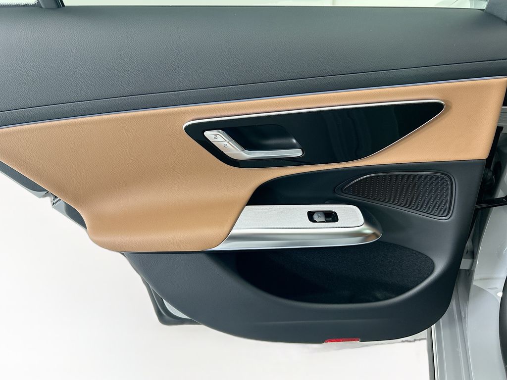 Thumbnail: 2026 Mercedes-Benz E-Class - 25