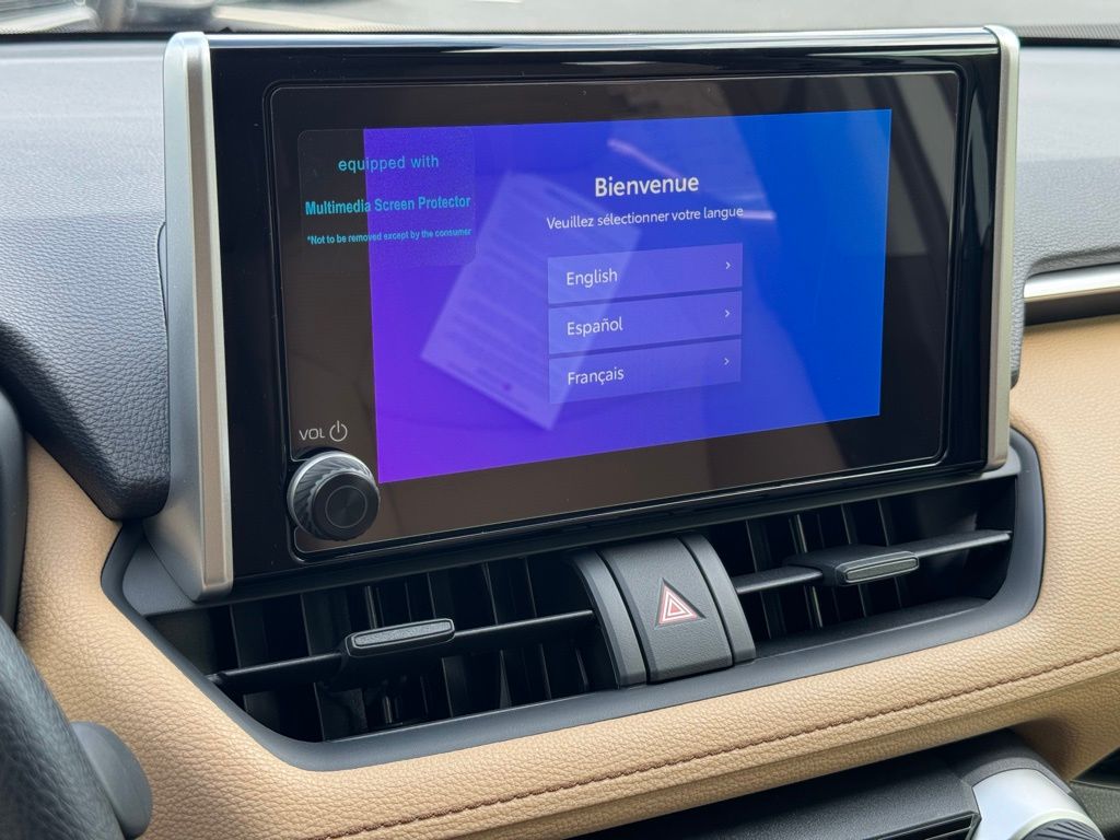 2025 Toyota RAV4 Hybrid LE photo 22