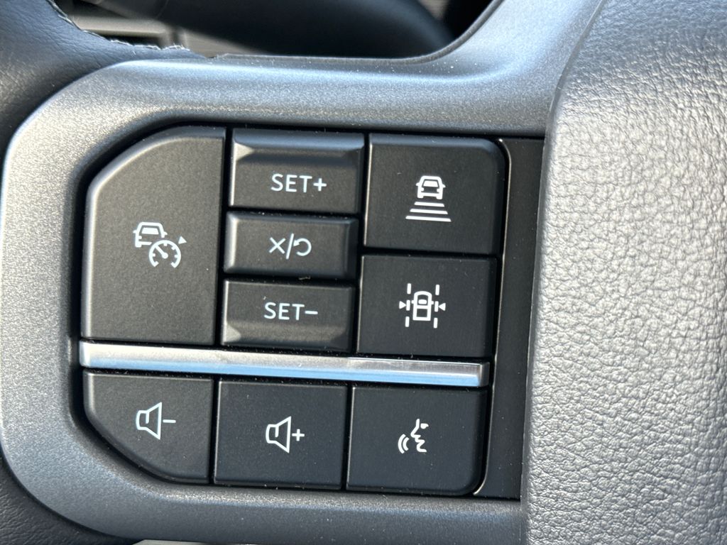 New 2026 White Ford XLT image 33
