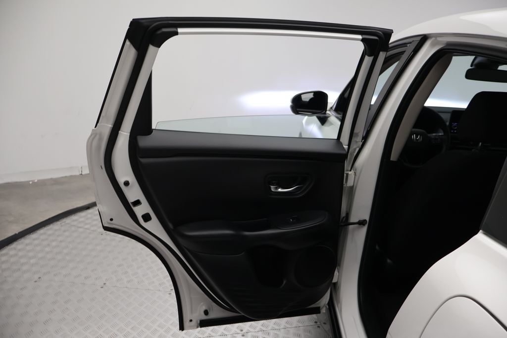 Thumbnail: 2025 Honda HR-V - 21