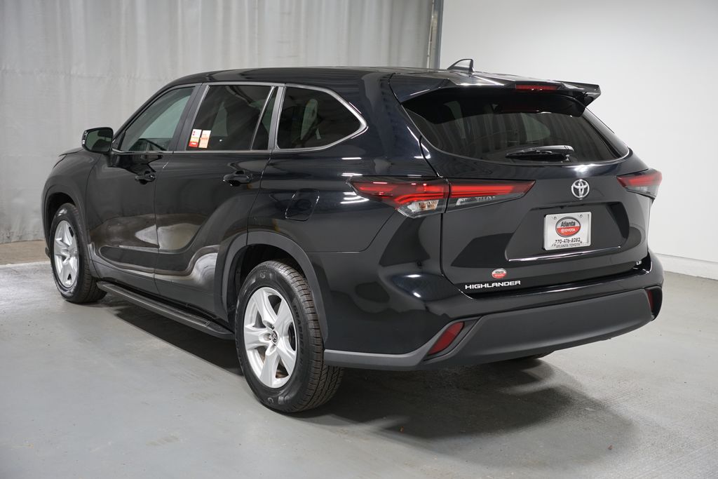 Thumbnail: 2024 Toyota Highlander - 6