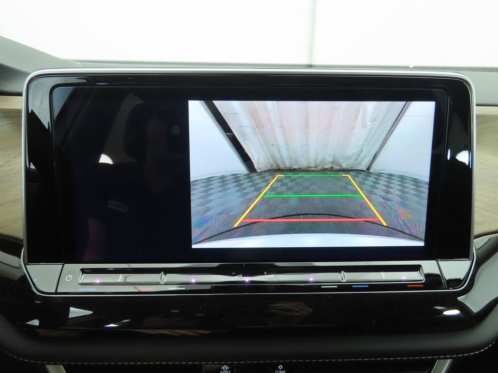 Thumbnail: 2026 Volkswagen Atlas - 15