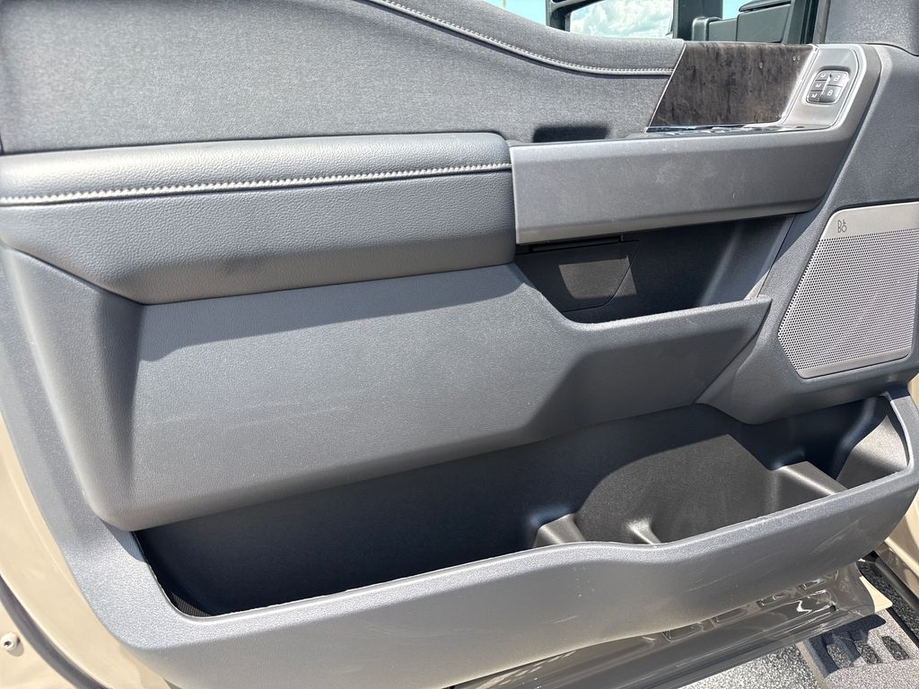 New 2026 Gray Ford Lariat image 19