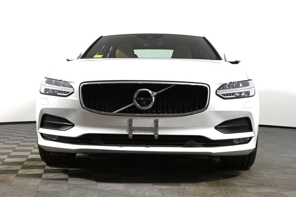 Thumbnail: 2017 Volvo S90 - 10