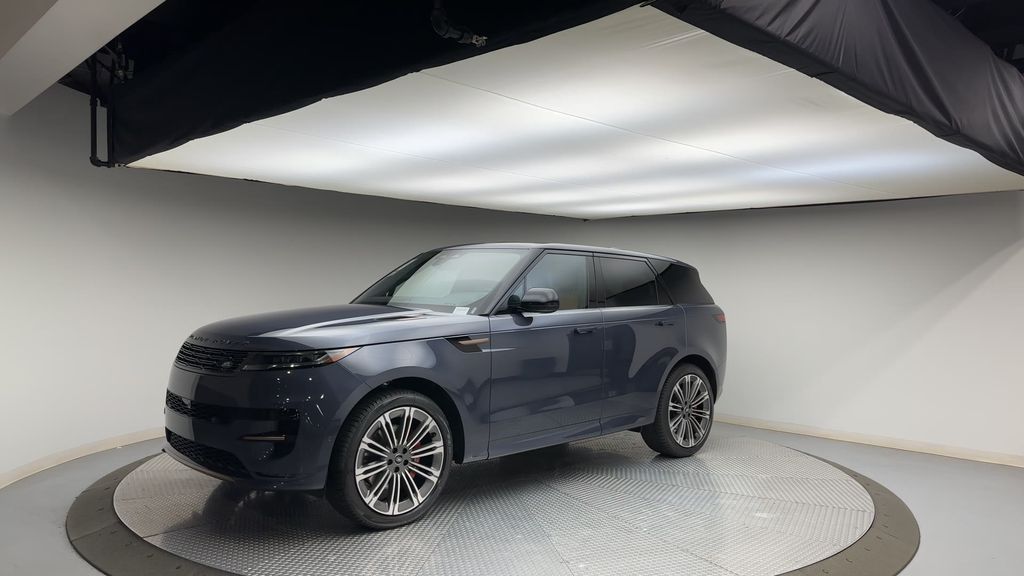 Thumbnail: 2024 Land Rover Range Rover Sport - 4
