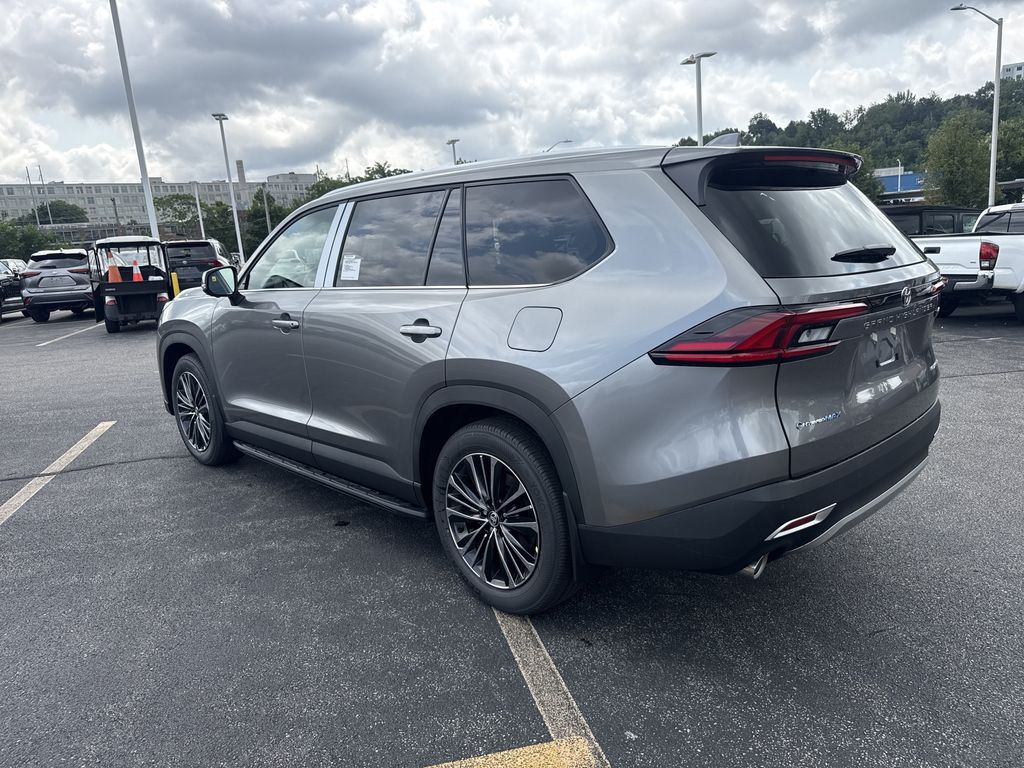 New 2026 Toyota Grand Highlander Hybrid SUV