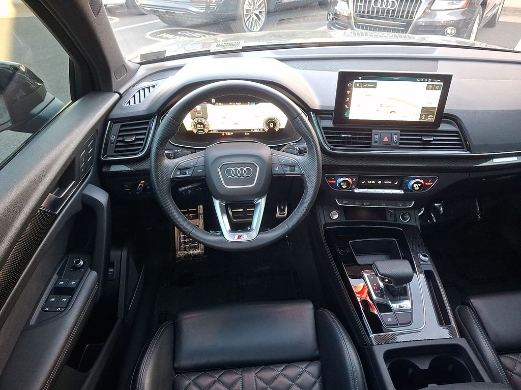 Thumbnail: 2023 Audi SQ5 - 11