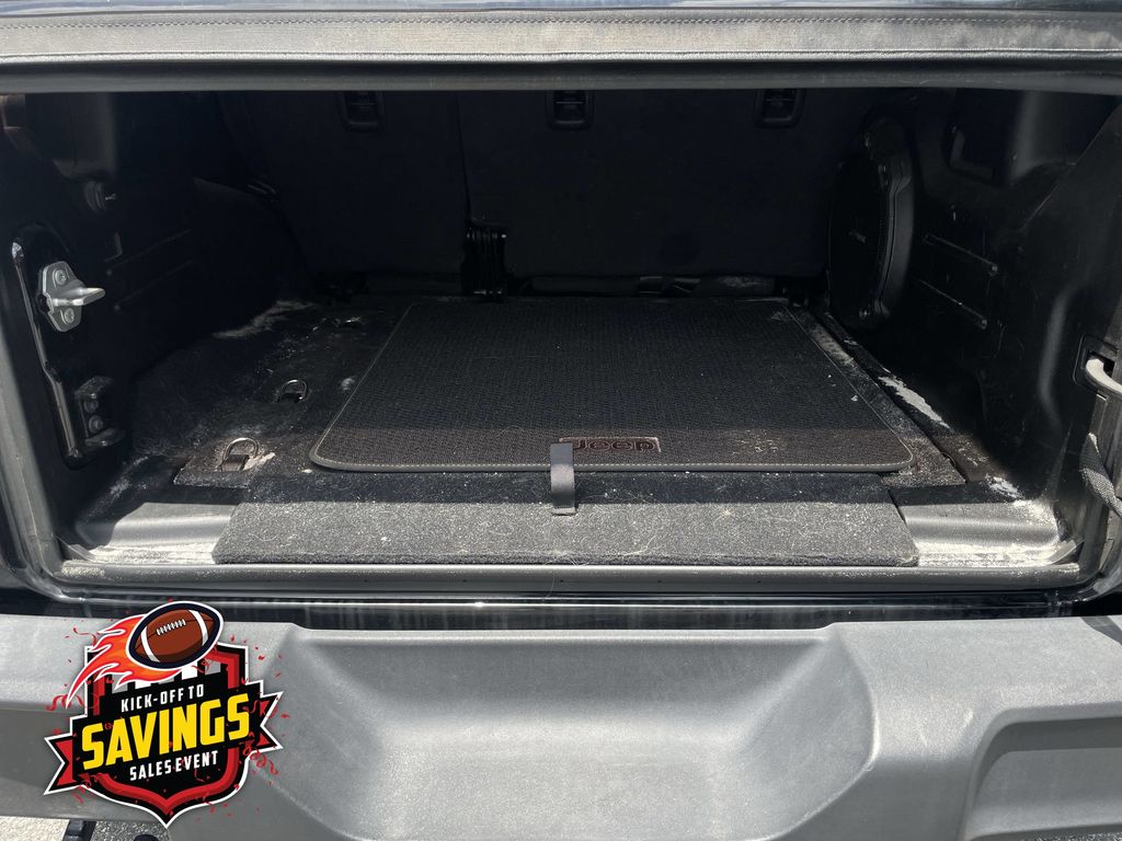 Used 2021 Jeep Wrangler SUV