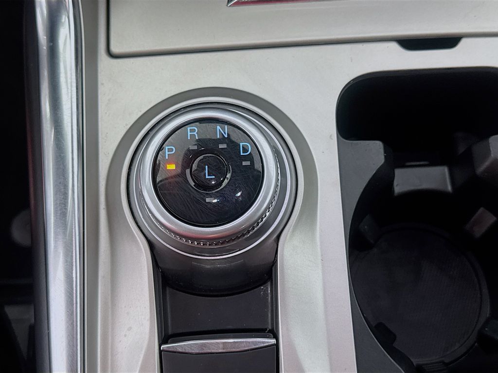 Used Car 2022 Ford Explorer  Xlt For Sale Under $30,000 In Austin, Texas