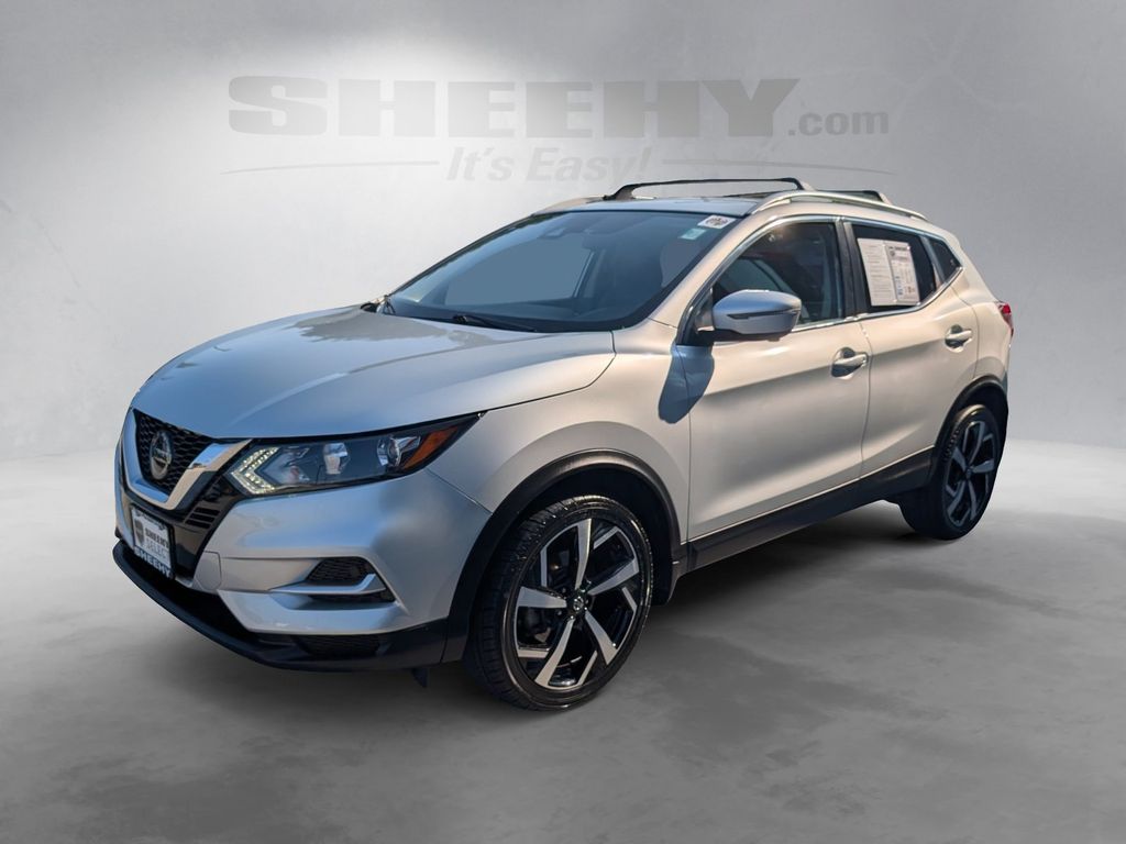 Used 2020 Silver Nissan SL image 15