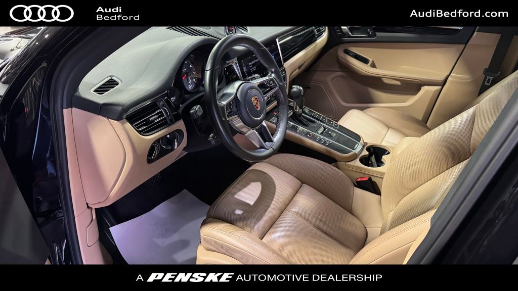 Thumbnail: 2020 Porsche Macan - 11