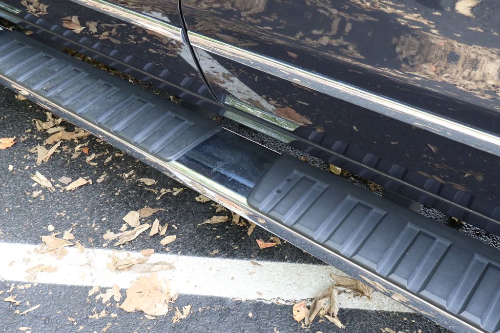 Thumbnail: 2018 Chevrolet Silverado 1500 - 13